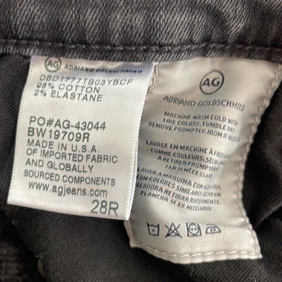 AG lightly distressed jeans - Picture 7 of 7